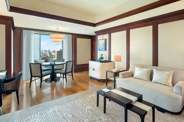 Room 40 of 120