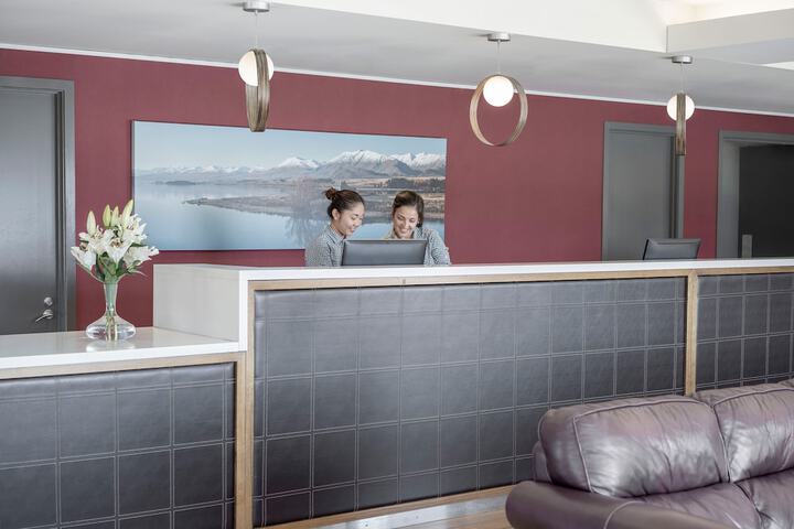 Entrance & Lobby