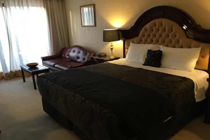 Room 14 of 61