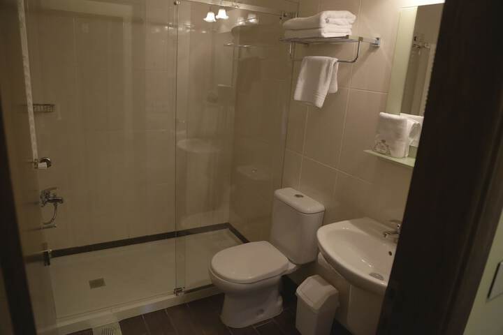 Room 15 of 32