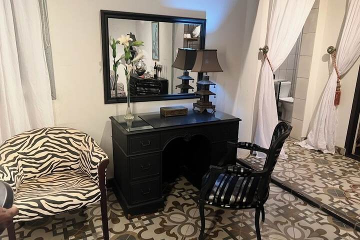 Room 20 of 107