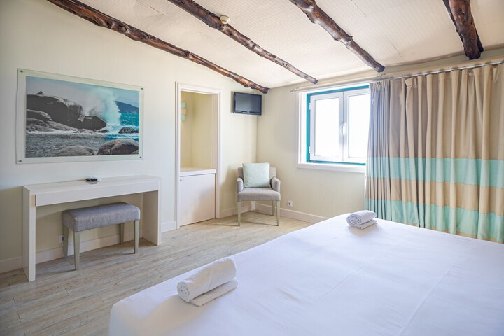 Room 10 of 49