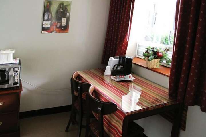 Room 16 of 20