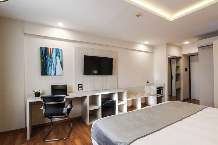 Room 14 of 19