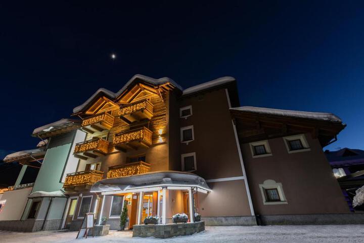 Hotel Centros