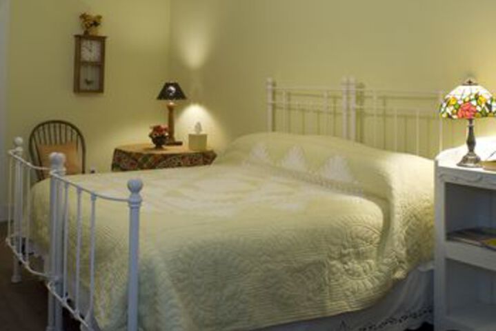 Room 19 of 73