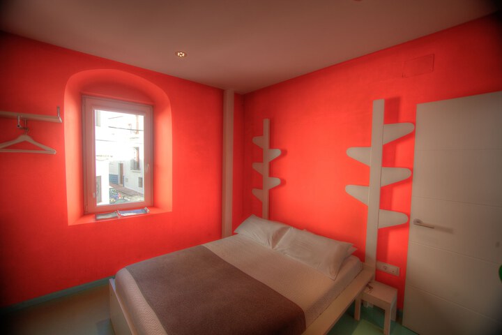 Room 19 of 50