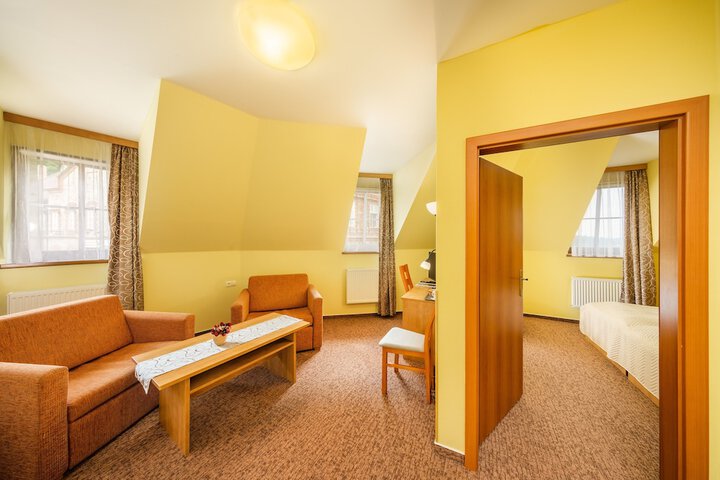 Room 19 of 46