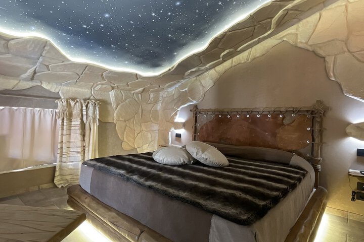 Room 33 of 56