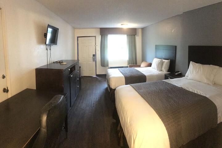 Room 7 of 13