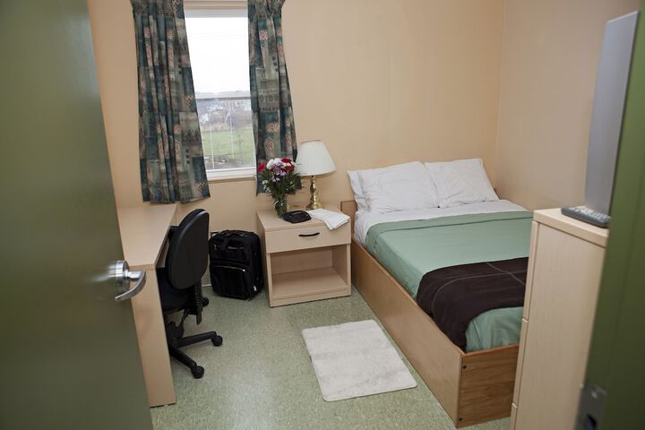 Room 5 of 30