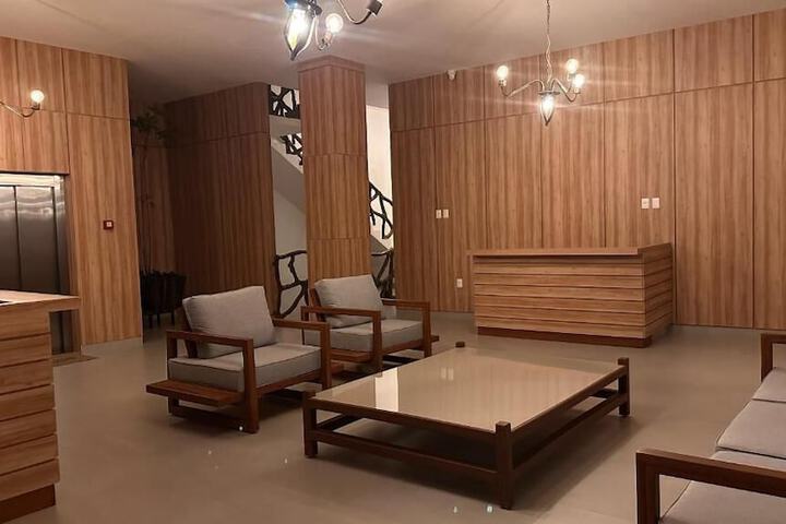 Boulevard Hotel