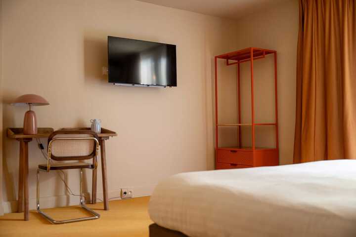 Room 19 of 69