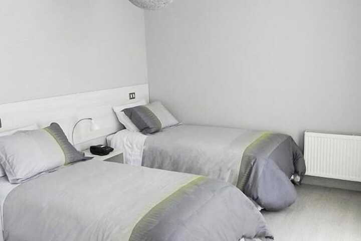 Room 8 of 30