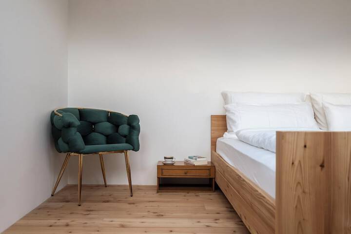 Room 19 of 46
