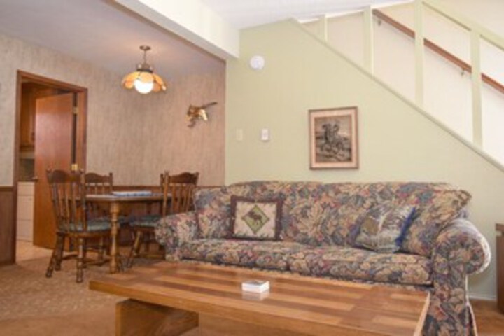 Room 8 of 20
