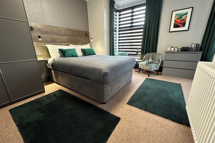 Room 7 of 31