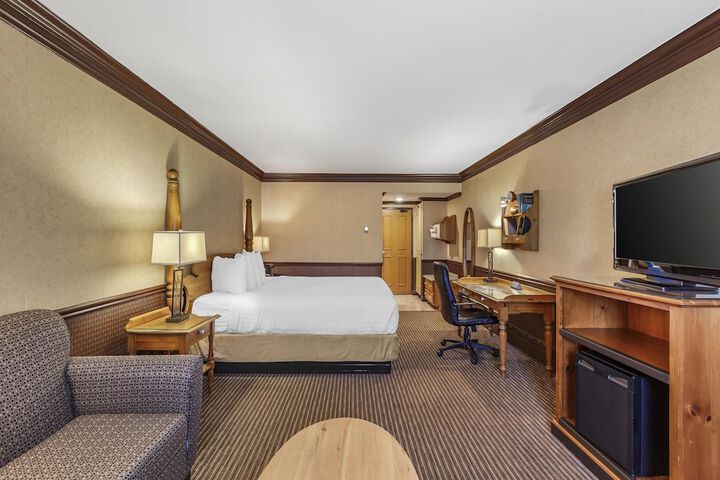 Room 16 of 76