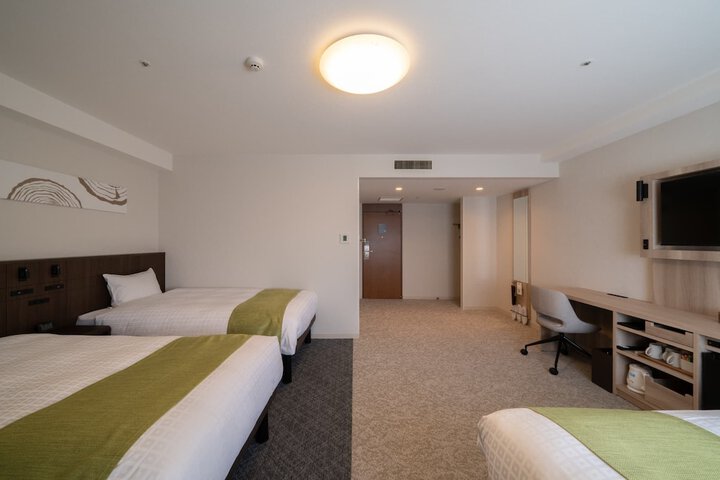 Room 13 of 54