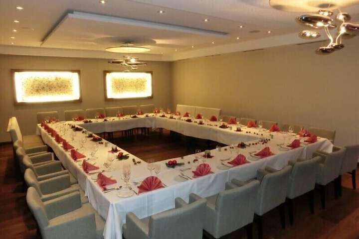 Wedding/Banquet 25 of 33
