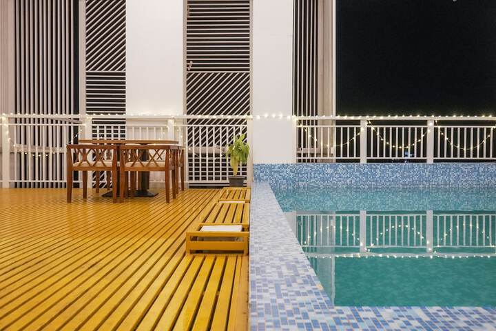 Pool 52 of 209