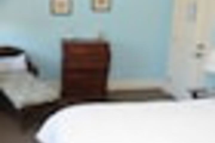 Room 38 of 252