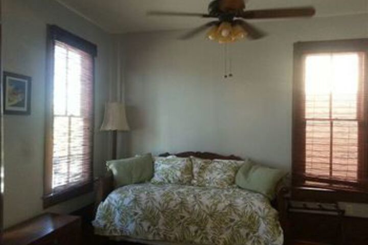 Room 64 of 165