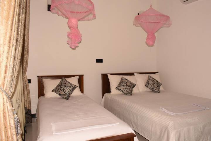 Room 15 of 75