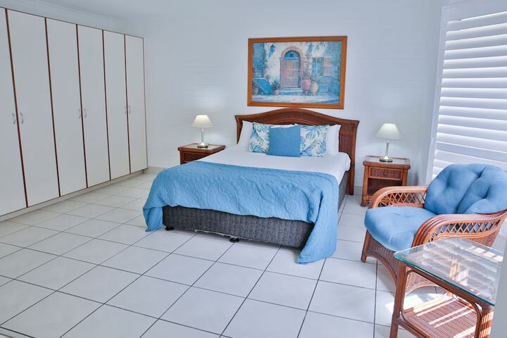 Room 37 of 94