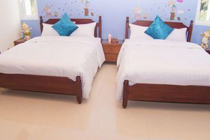 Room 15 of 24