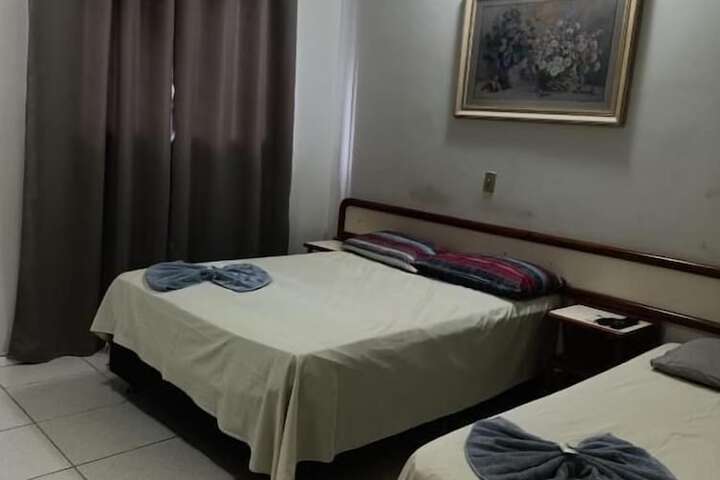 Room 8 of 34