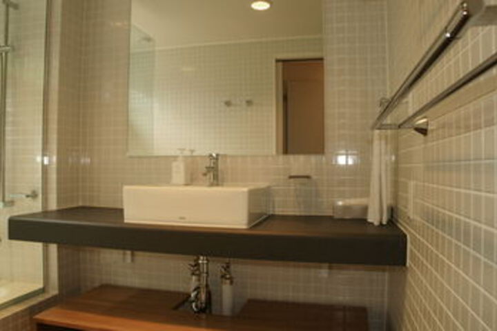 Room 7 of 35