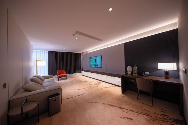 Room 62 of 148