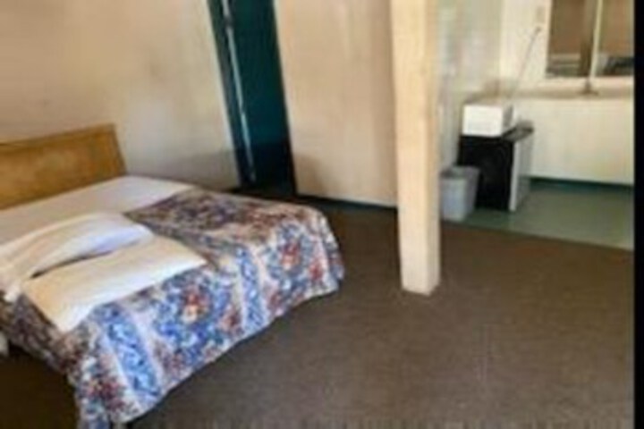 OYO Hotel McCormick Hwy 378 SC