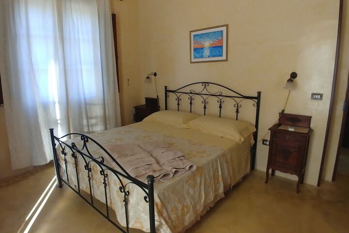 Room 20 of 96