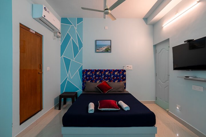 Room 11 of 40