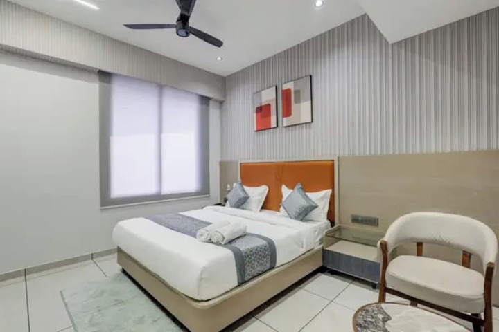 Room 20 of 34