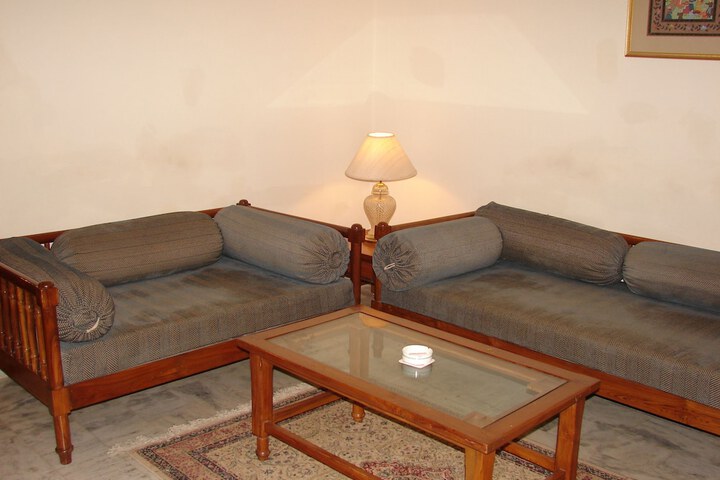 Room 15 of 40