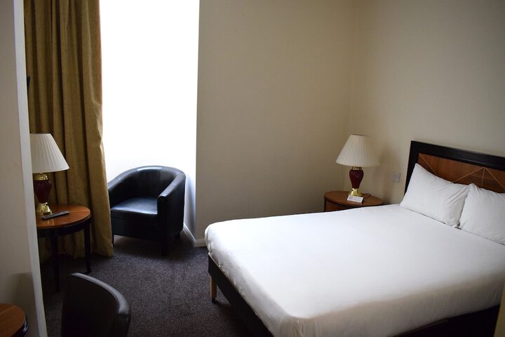 Room 13 of 54