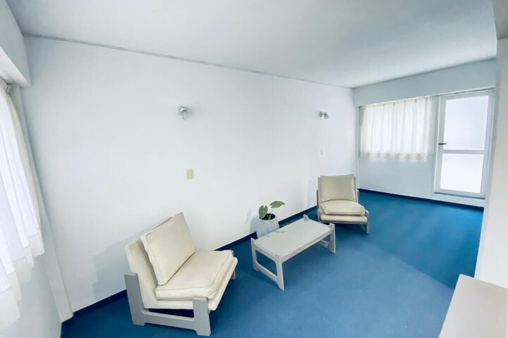 Room 11 of 23