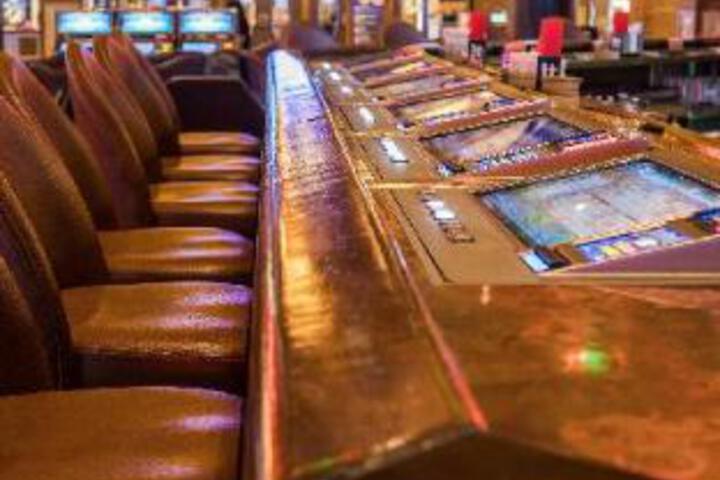 Bar/lounge