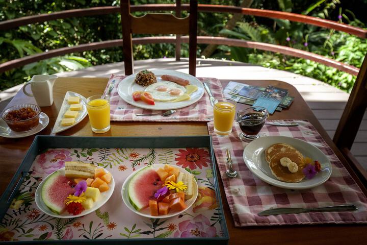 Breakfast/Coffee Service 258 of 334