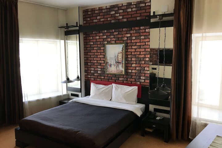 Room 16 of 58