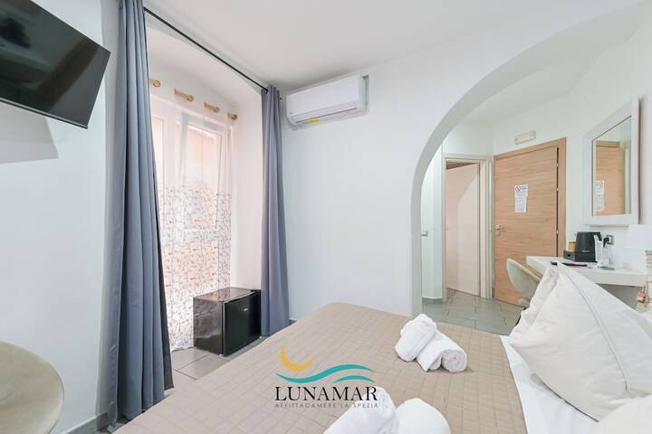 Room 54 of 104