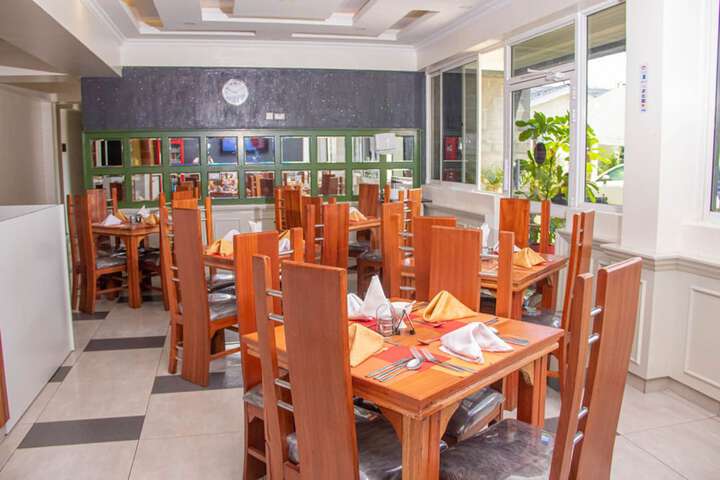 Dining 57 of 98