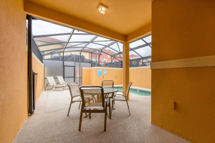 Terrace/Patio 7 of 32