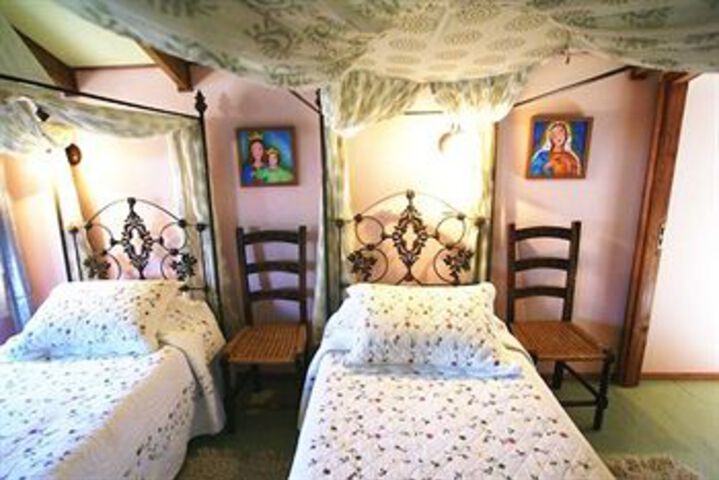 Room 14 of 45