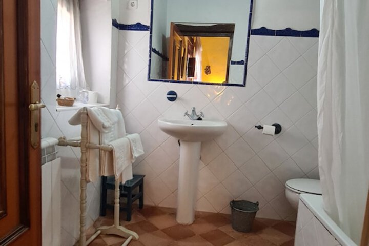 Room 43 of 80