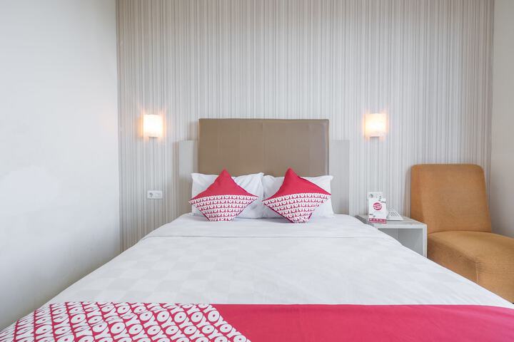 Room 18 of 29