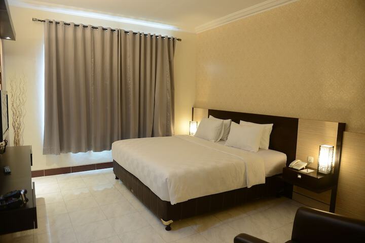Room 7 of 44